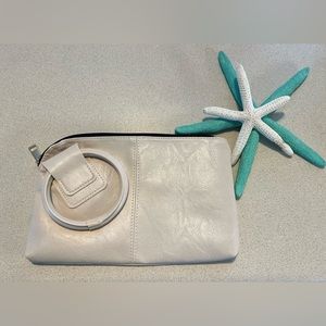 Women’s clutch
